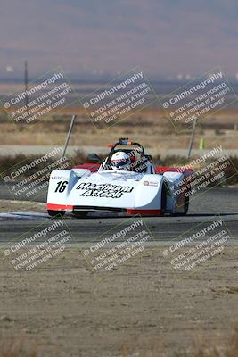 media/Nov-17-2024-CalClub SCCA (Sun) [[5252d9c58e]]/Group 5/Qual (Star Mazda Entrance)/